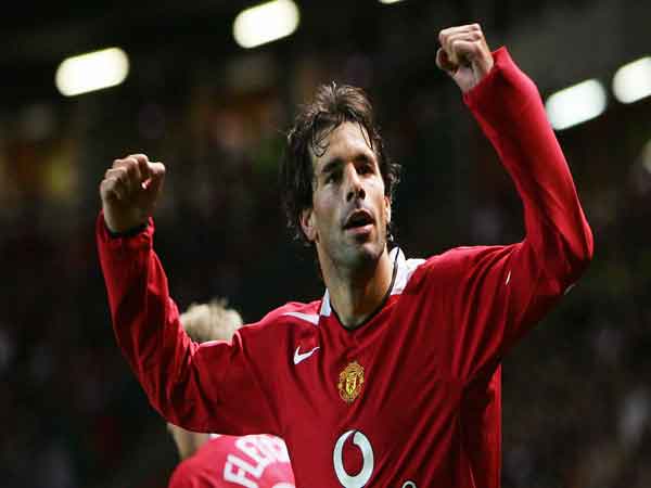 Ruud van Nistelrooy (2004) - Vua phá lưới các mùa giải bóng đá UEFA EURO